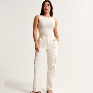 abercrombie & fitch cream cargo pants size 24 short
